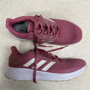 Adidas Cloudfoam Comfort Womens Running Athletic Shoes Dark Pink/Mauve Size 8